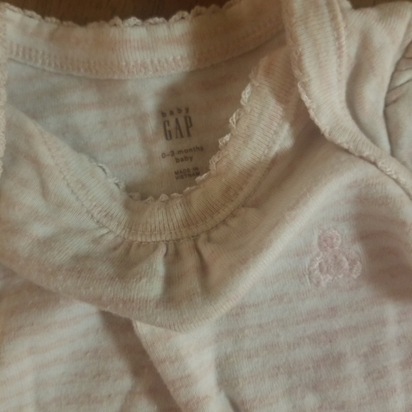 Gap Onies and Pants set! - Picture 4 of 10